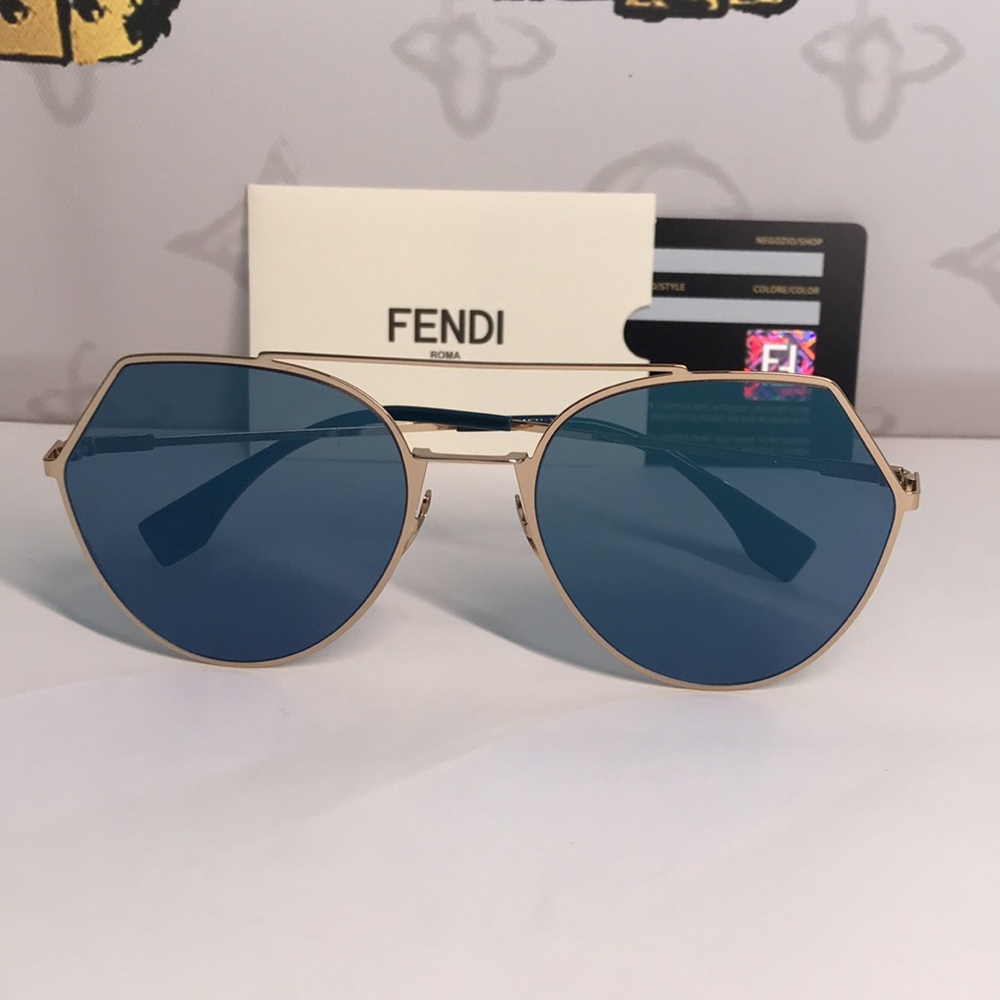 Fendi FF0194/S 0002A Blue Square Sunglasses – Women’s Luxury Eyewear - Picture 15 of 15